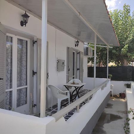 Victory'S House, 3Min Walk To Skala'S Sandy Beach Esterno foto